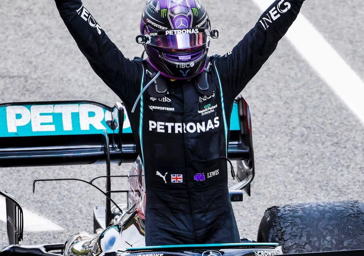 Formula 1, Hamilton: "E' stato un azzardo ma ha pagato"