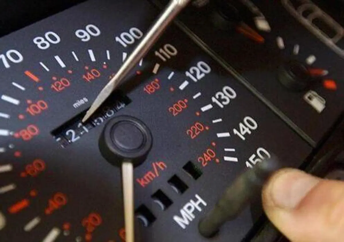 Forl&igrave;, l&rsquo;auto &ldquo;schilometrata&rdquo; aveva mezzo milione di km: titolari dell'autosalone condannati