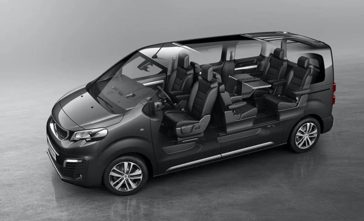 Peugeot Traveller (2016-->>) (14)