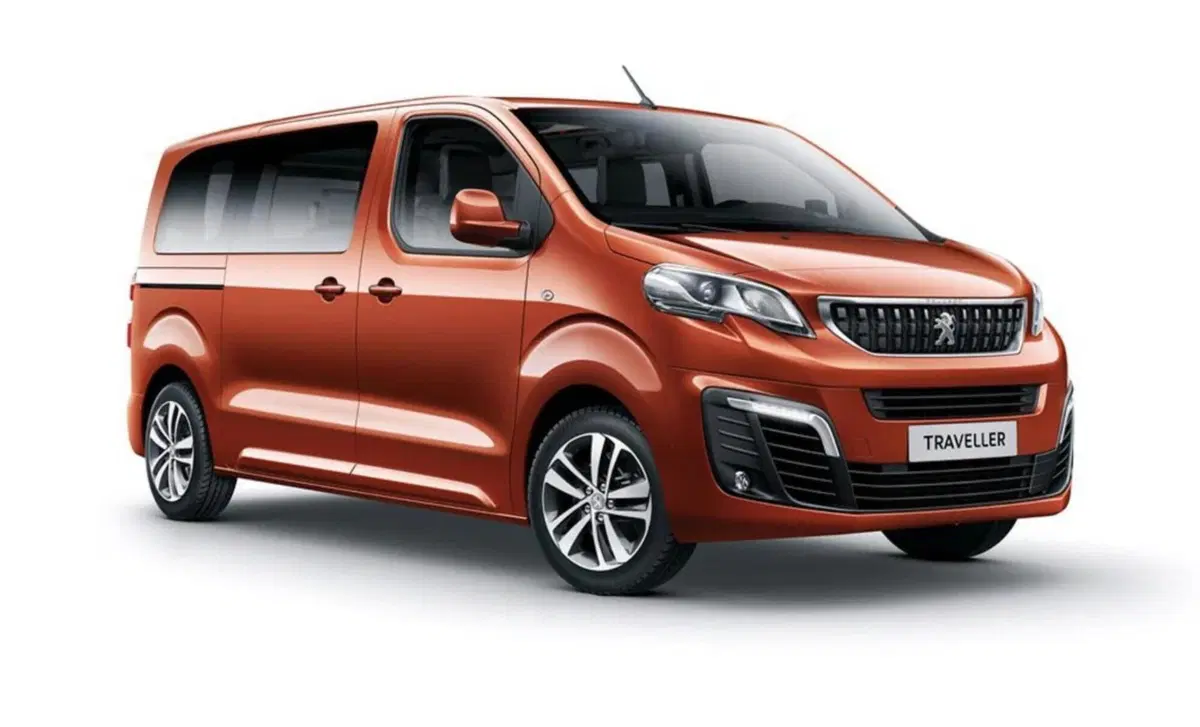 Peugeot Traveller (2016-->>) (7)