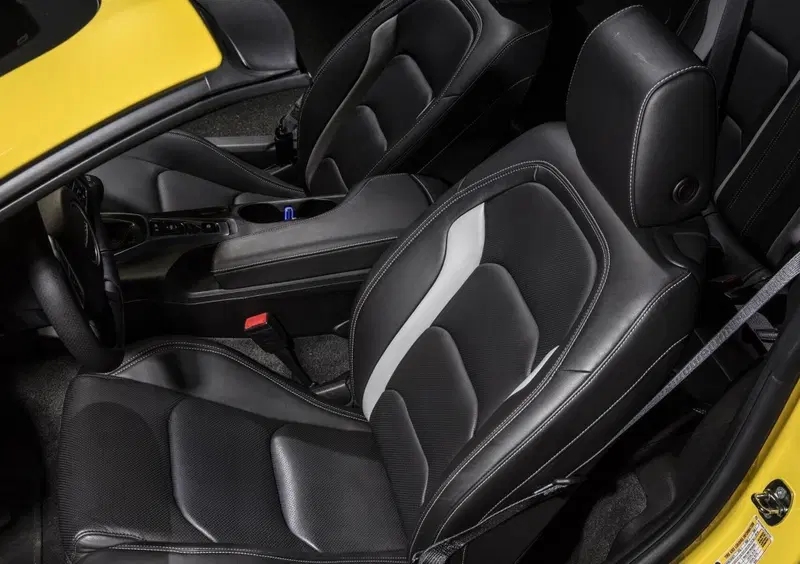 Chevrolet Camaro Cabrio (29)