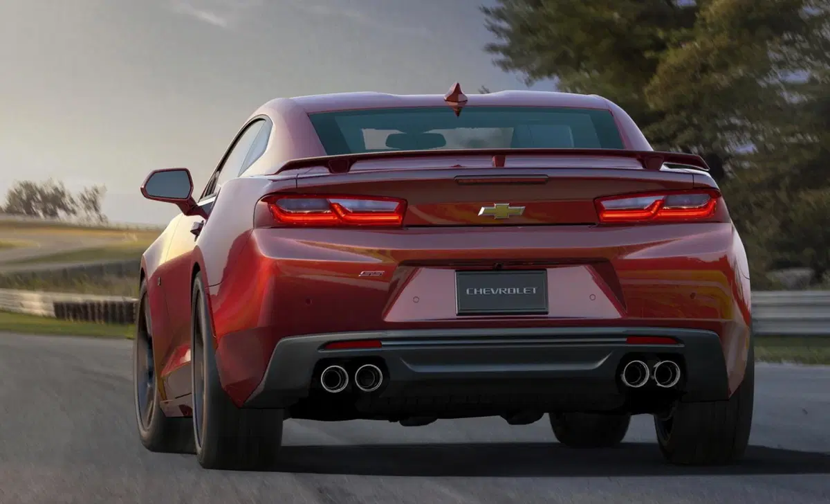 Chevrolet Camaro Coupé Turbo Coupé Sport (25)