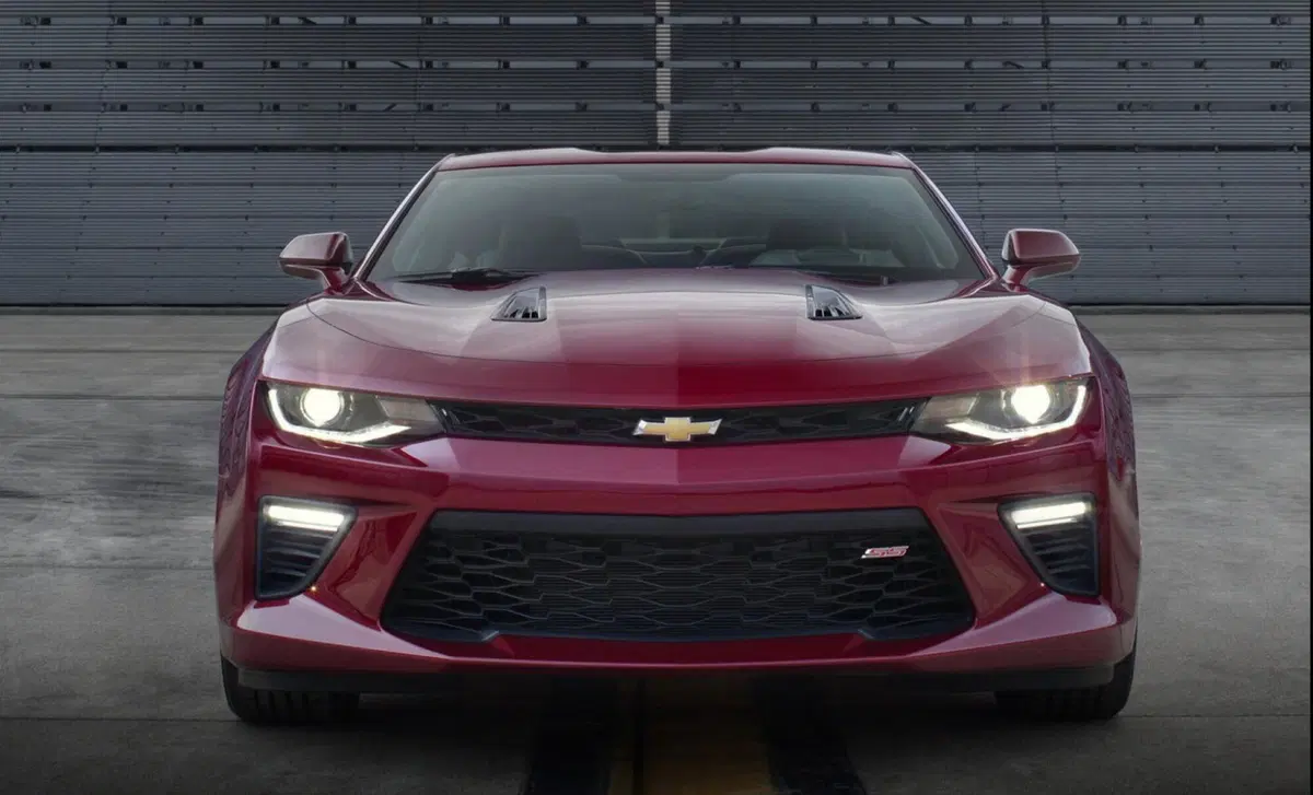 Chevrolet Camaro Coupé Turbo Coupé Sport (23)
