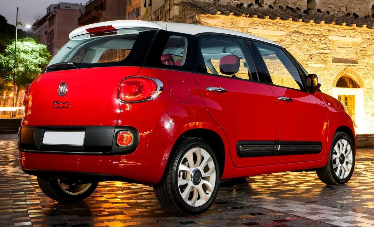 Fiat 500L 1.3 Multijet 95 CV Red (42)