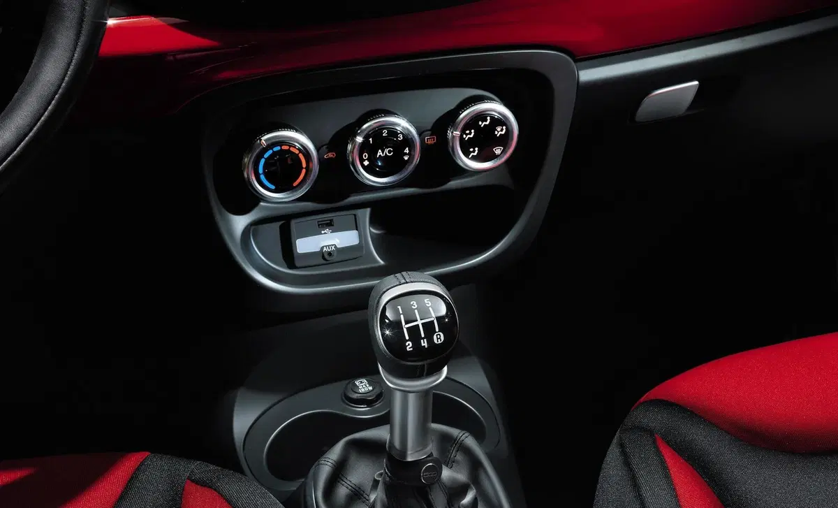 Fiat 500L 1.3 Multijet 95 CV Red (35)