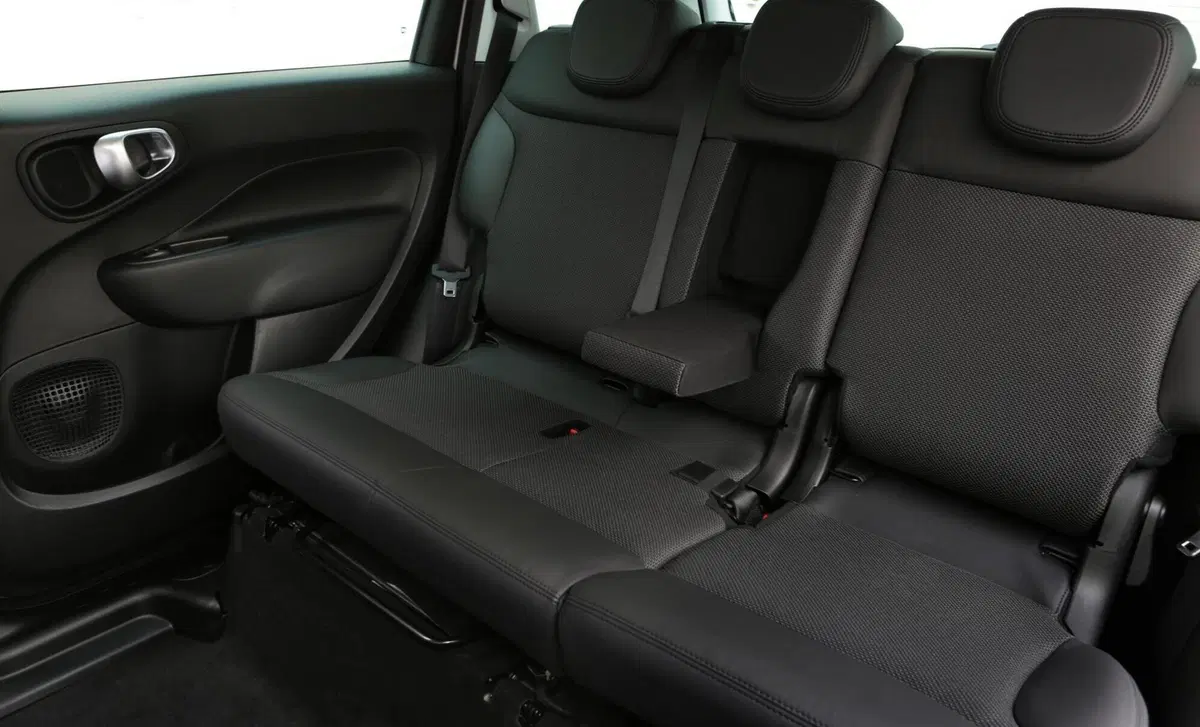 Fiat 500L 1.3 Multijet 95 CV Red (31)
