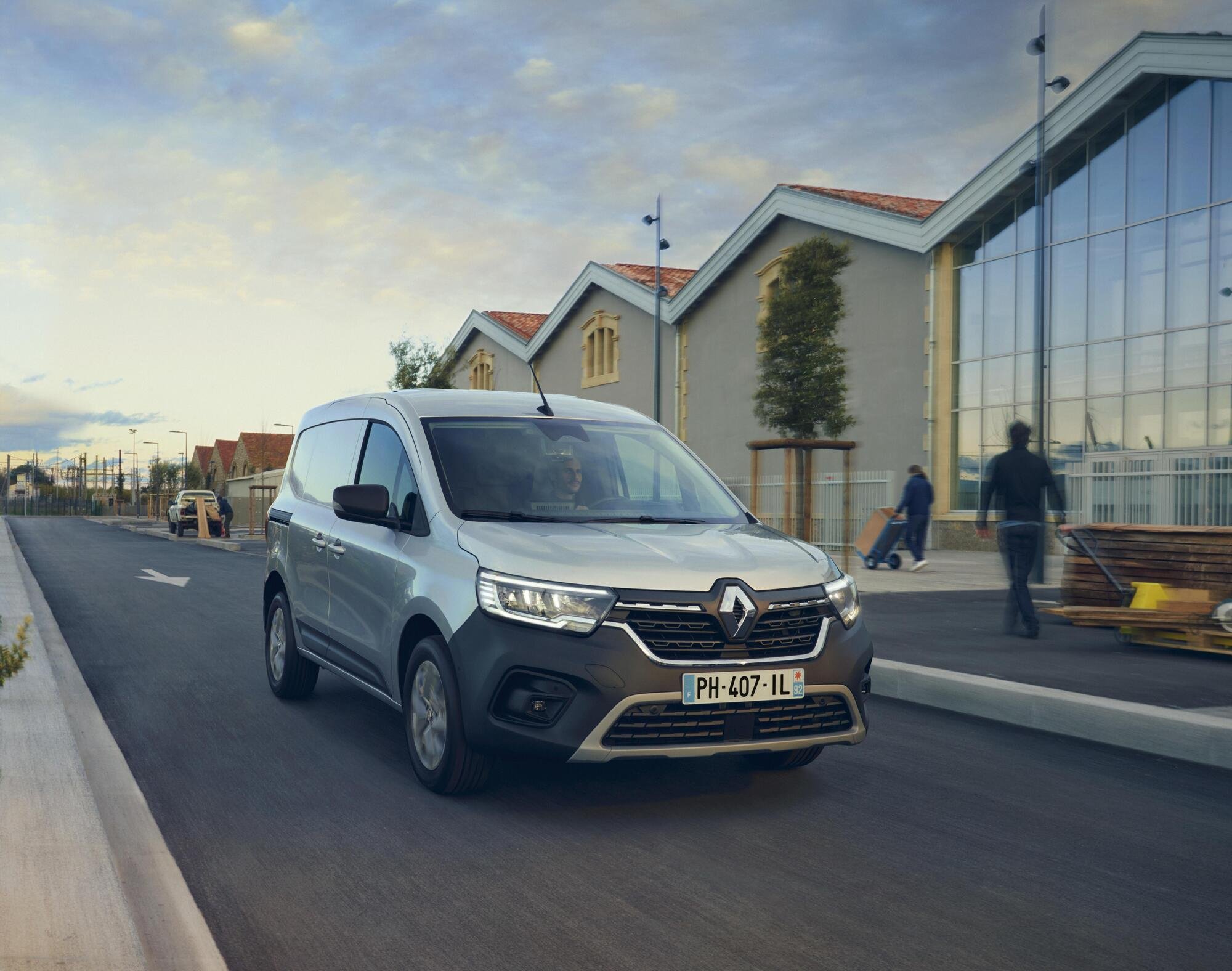 Il nuovo Renault Kangoo fa invidia, A certi rivali: impronta automobilistica e praticit&agrave; Van