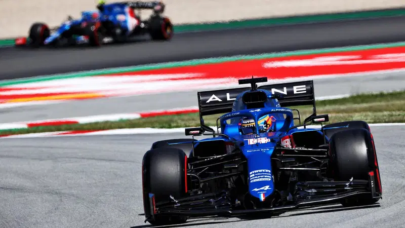 F1, Fernando Alonso: "Ocon sta facendo molto bene. Chiedo pazienza ai tifosi"
