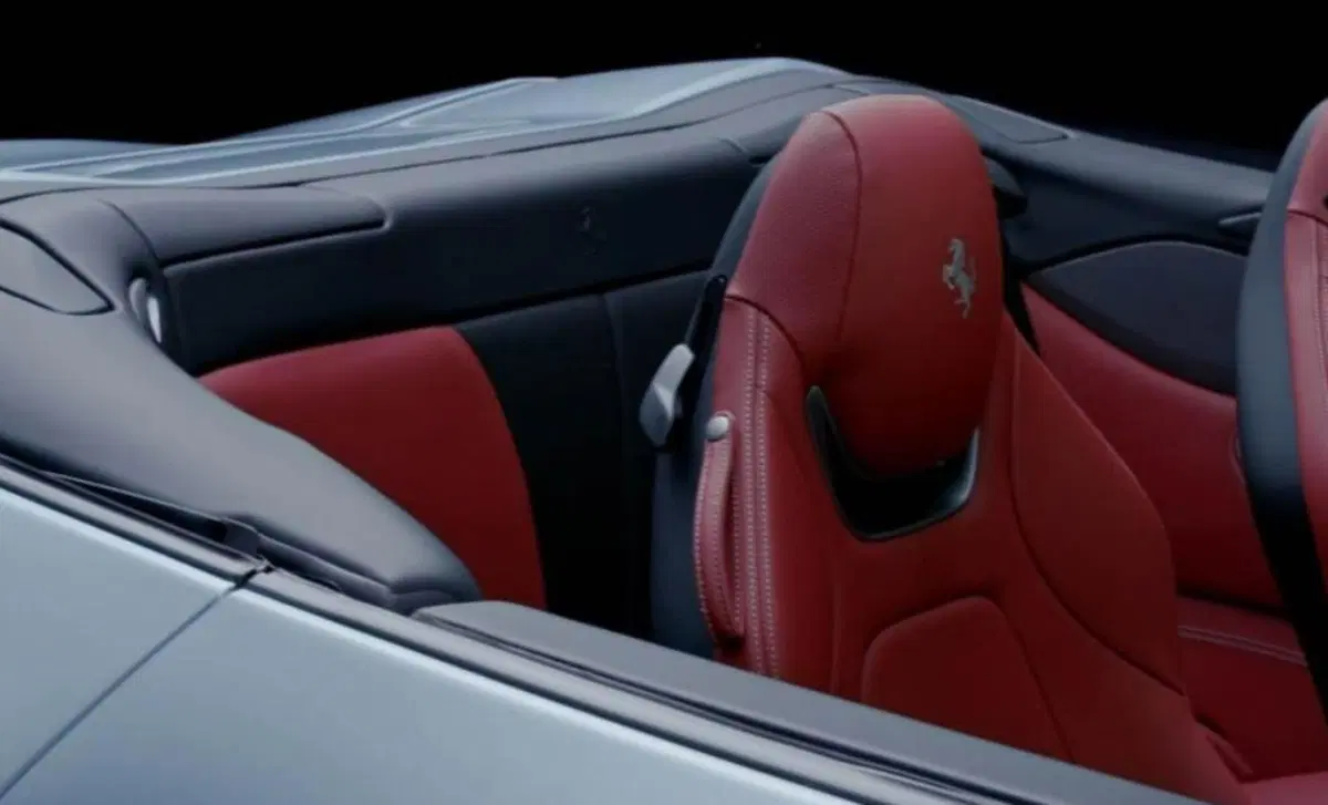 Ferrari Portofino Spider Portofino (18)