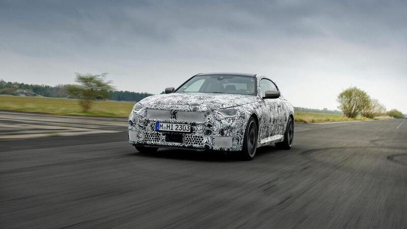 Il teaser della nuova BMW Serie 2 Coup&eacute; in un&rsquo;ampia gallery