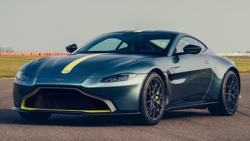 Aston Martin abbandona il cambio manuale