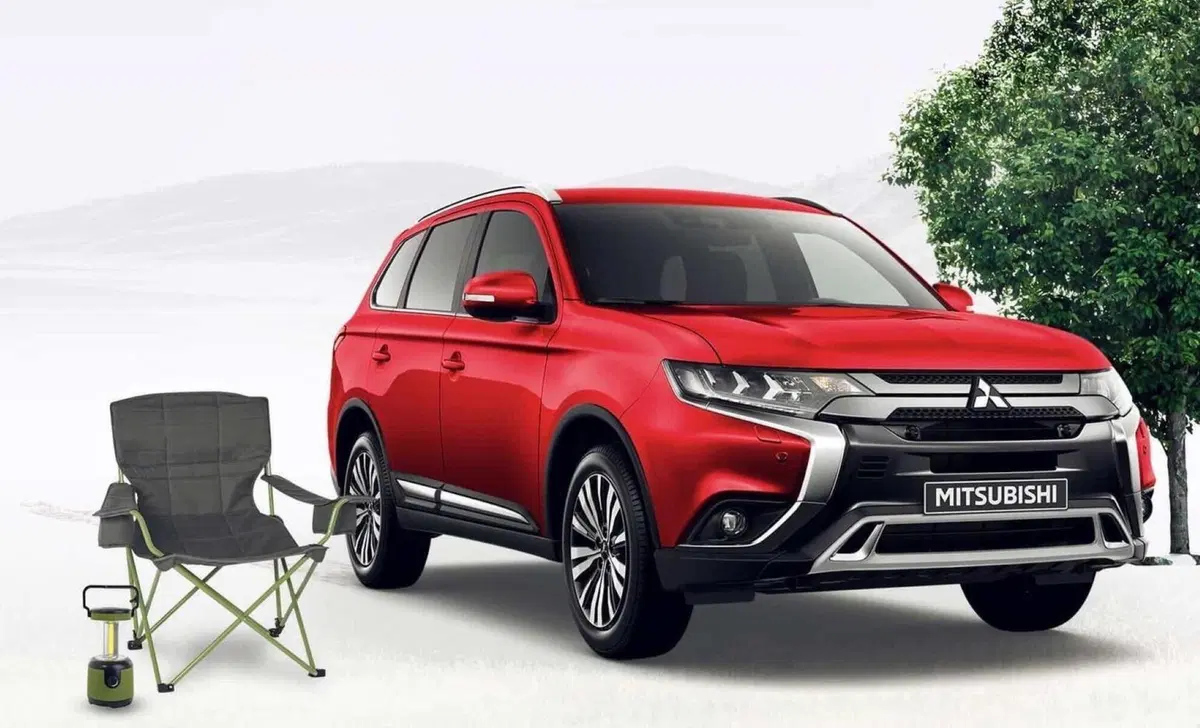 Mitsubishi Outlander 2.0 4WD CVT Insport SDA 7 posti (3)