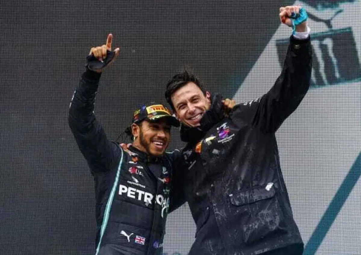 F1, Hamilton: "La Formula 1 &egrave; diventata un club per bambini miliardari"
