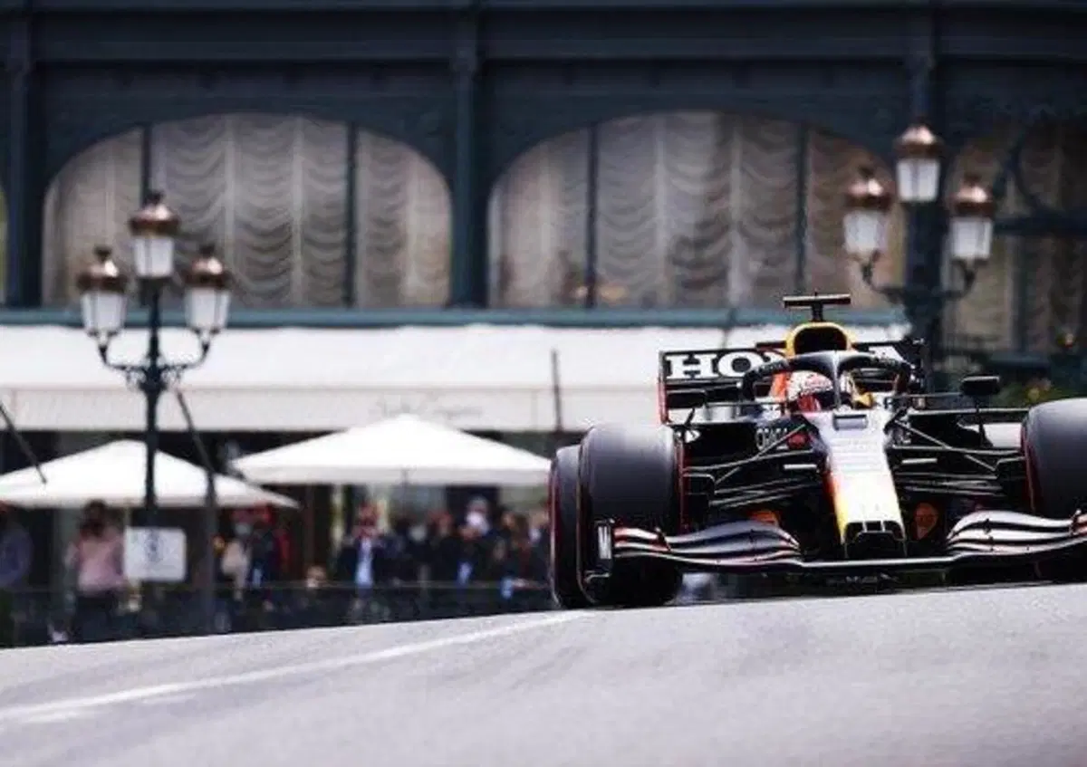 Formula 1, Verstappen: "Leclerc non l'ha fatto apposta"