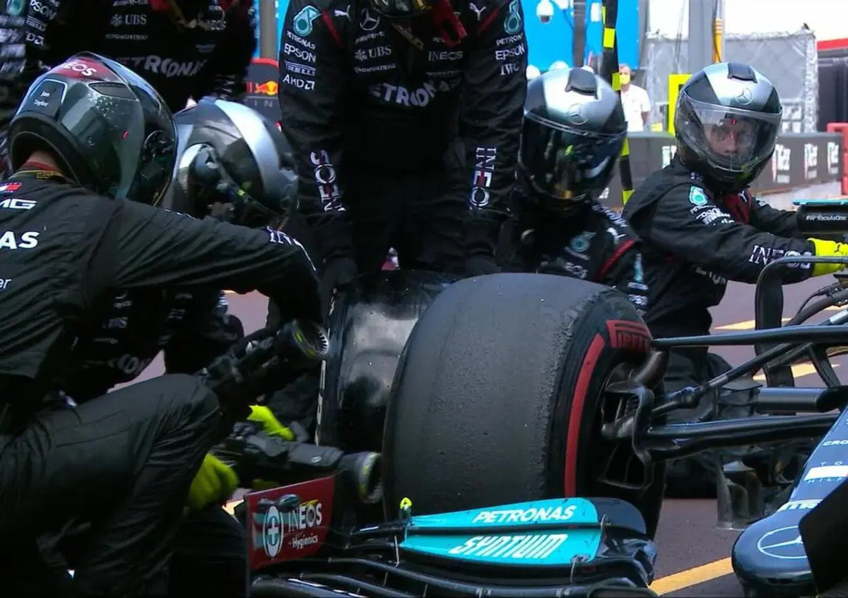 Formula 1, Allison. "Non siamo ancora riusciti a svitare il dado della ruota di Bottas"