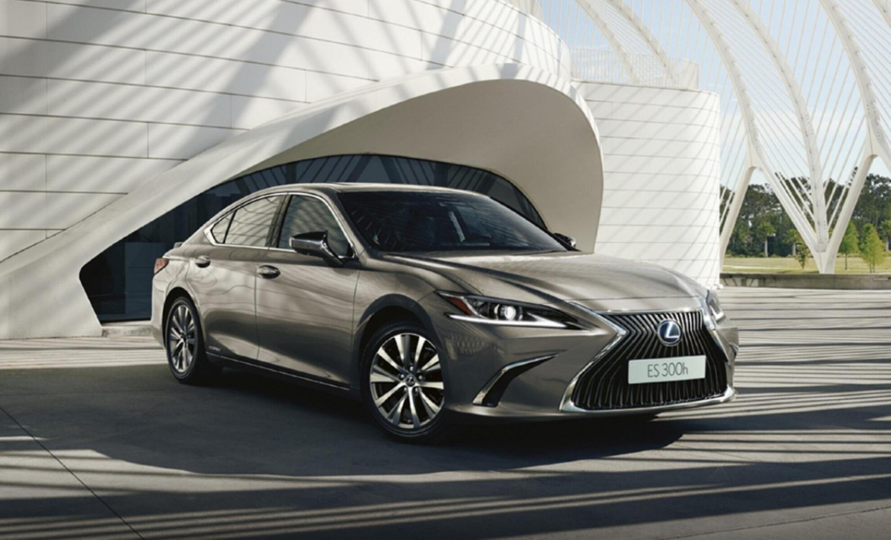 Lexus ES Hybrid Design