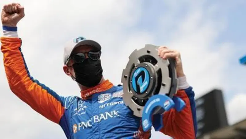 500 Miglia di Indianpolis: Pole per Dixon