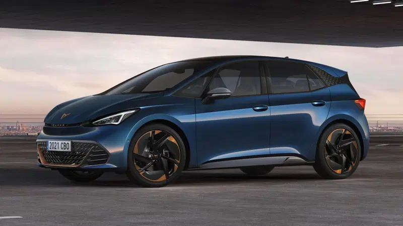 Cupra Born: la MEB pi&ugrave; giovanile (per ora) con 231CV e impronta sportiva