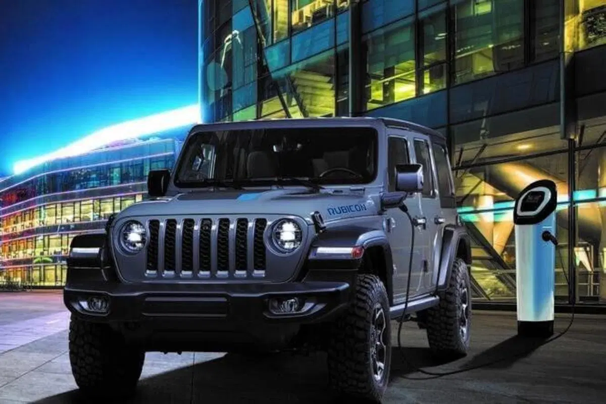 L'icona Jeep diventa ibrida, Con 380CV e 50 Km EV: ecco Wrangler 4xe in Italia [da 59 a 72K] (6)