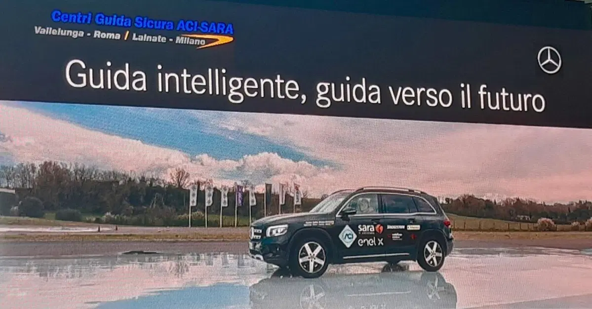 Scegli Mercedes e guida sicuro! (2)