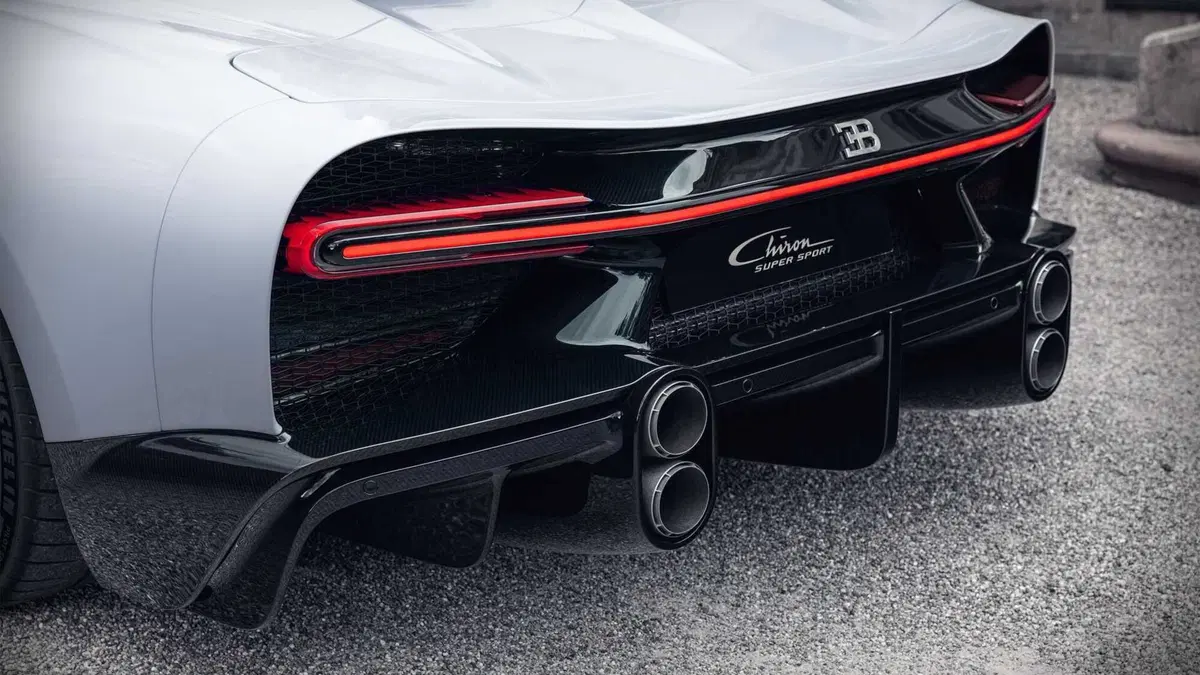 Bugatti Chiron Super Sport, 1.600 CV all'insegna della sofisticazione aerodinamica (19)