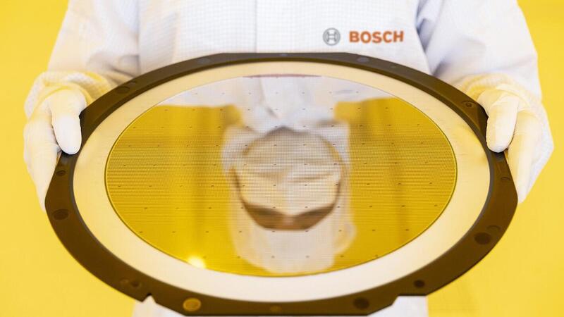 Crisi dei chip: la Bosch li fabbrica da sola