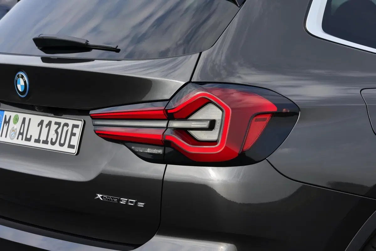 BMW X3 e X4 Restyling 2022: Stile aggiornato, nuova tecnologia e interni rivisti (5)