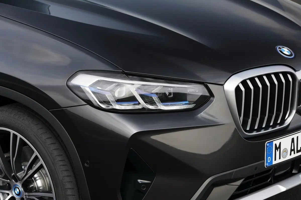 BMW X3 e X4 Restyling 2022: Stile aggiornato, nuova tecnologia e interni rivisti (10)