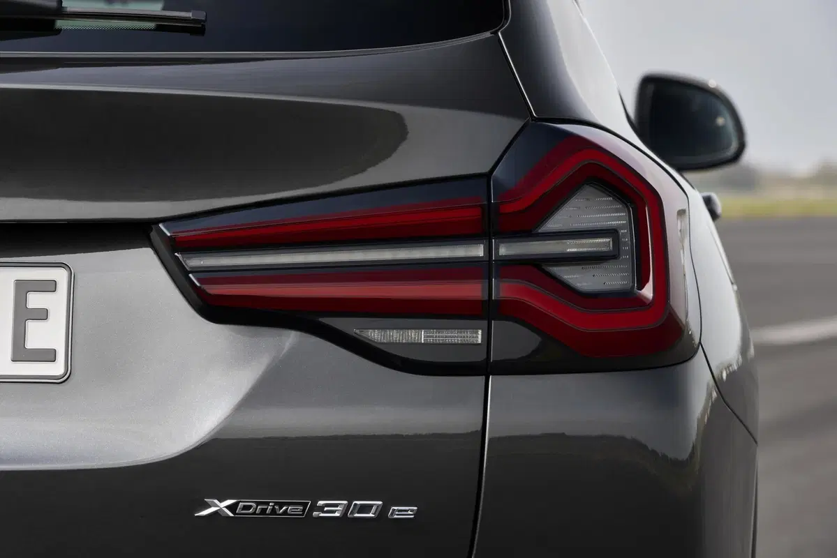 BMW X3 e X4 Restyling 2022: Stile aggiornato, nuova tecnologia e interni rivisti (14)