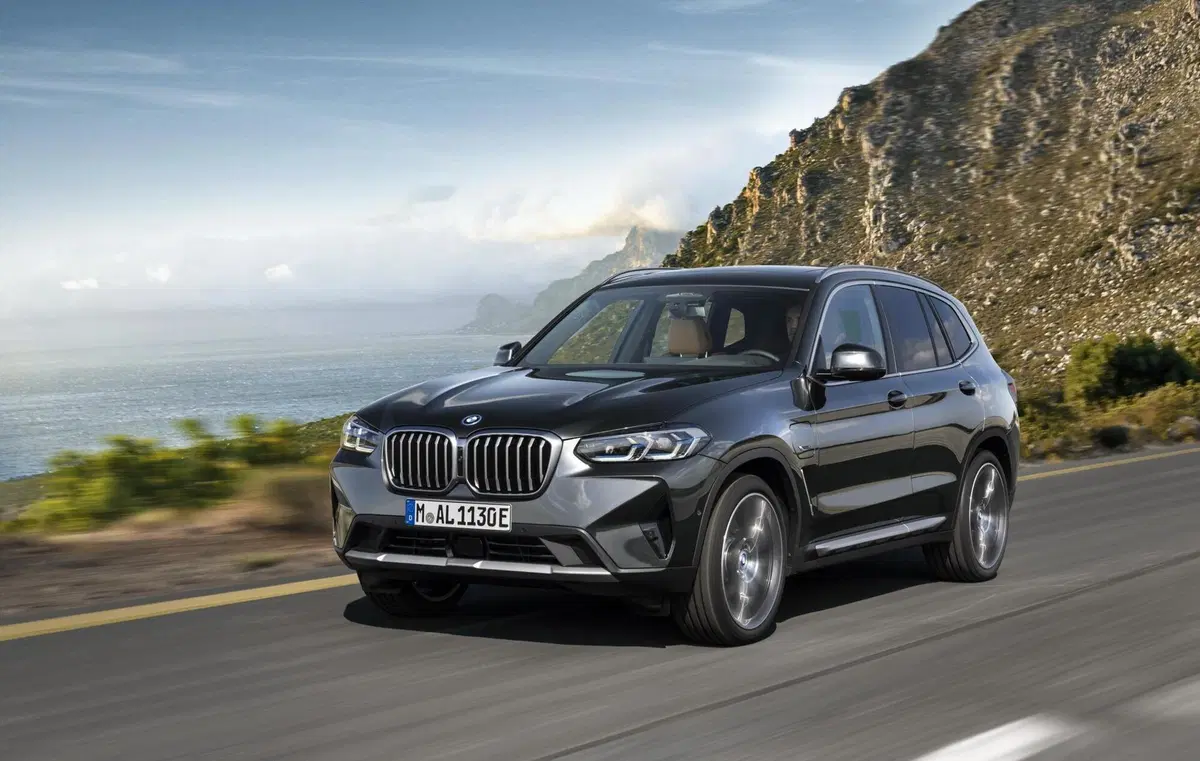 BMW X3 e X4 Restyling 2022: Stile aggiornato, nuova tecnologia e interni rivisti (34)