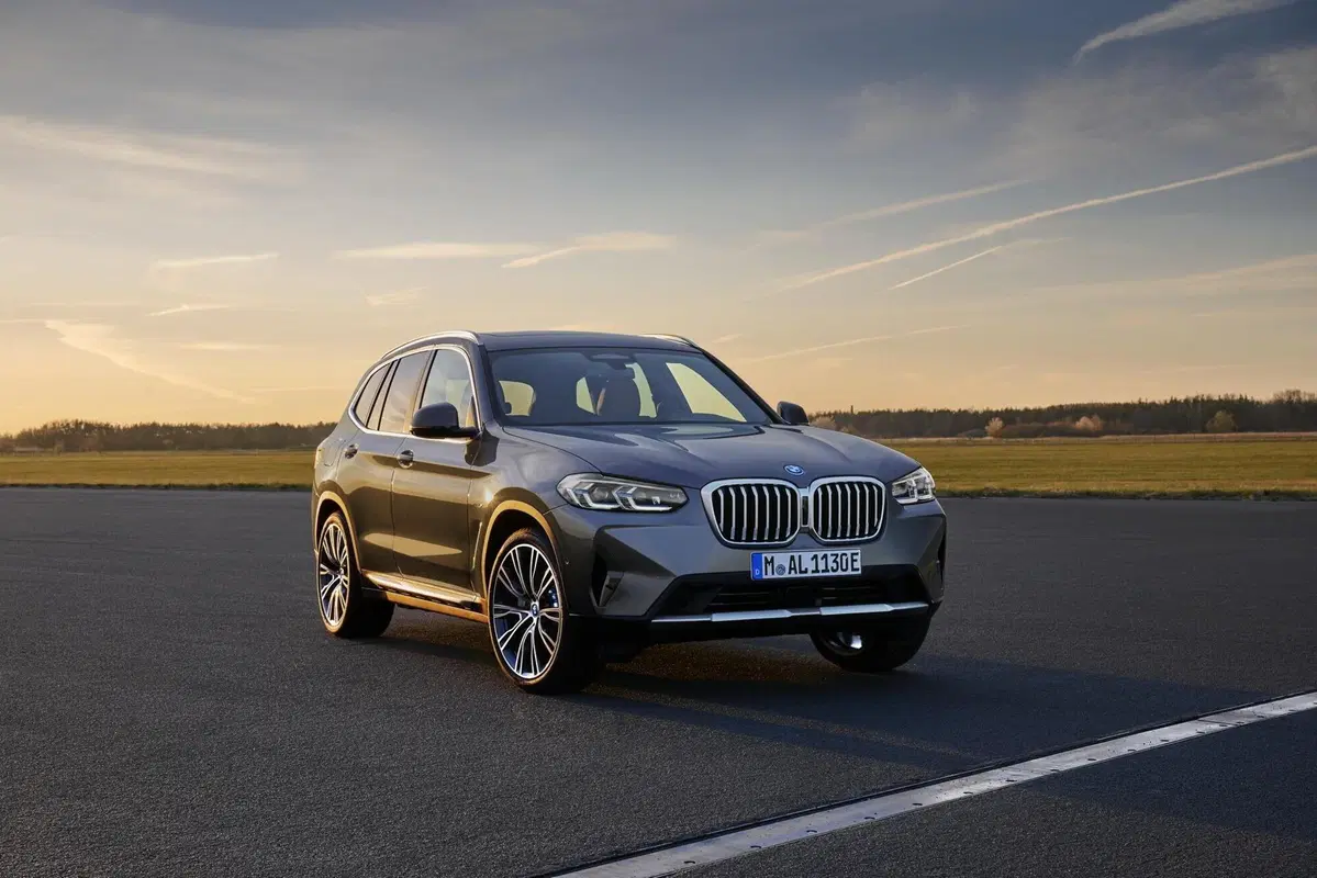 BMW X3 e X4 Restyling 2022: Stile aggiornato, nuova tecnologia e interni rivisti (57)