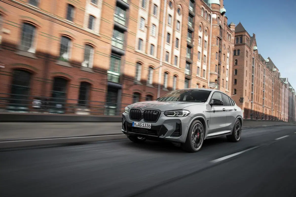 BMW X3 e X4 Restyling 2022: Stile aggiornato, nuova tecnologia e interni rivisti (51)