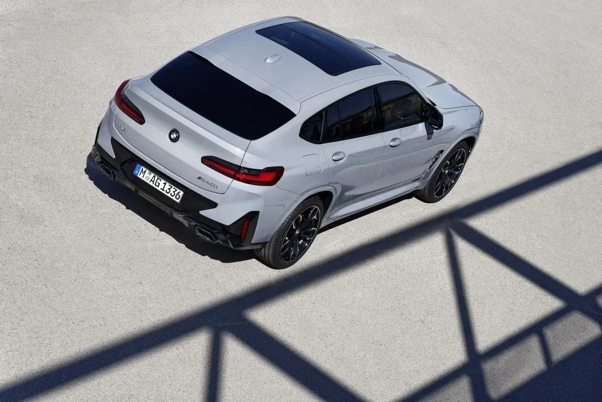 BMW X3 e X4 Restyling 2022: Stile aggiornato, nuova tecnologia e interni rivisti (60)
