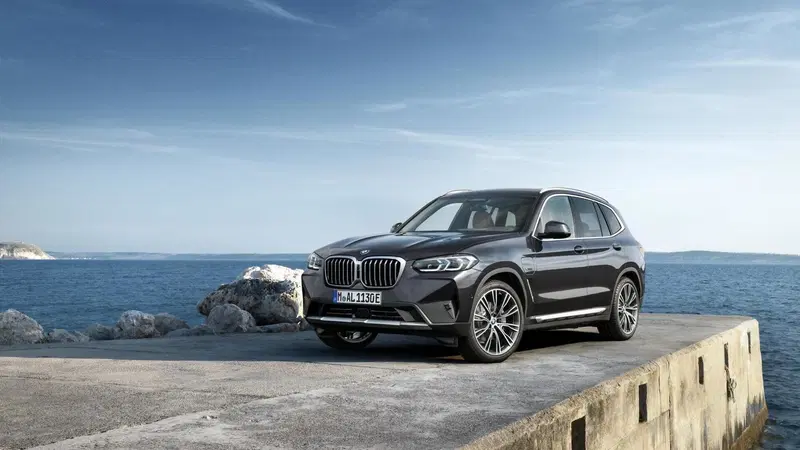 BMW X3 e X4 Restyling 2022: Stile aggiornato, nuova tecnologia e interni rivisti