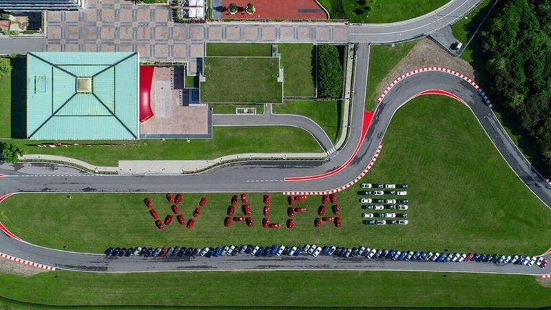 Alfa Romeo festeggia 111 anni insieme ai suoi appassionati