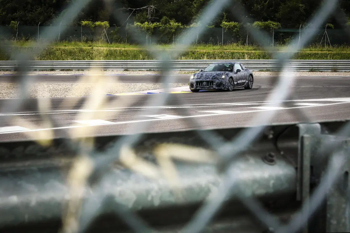 Ecco le foto rubate della nuova Maserati GranTurismo [Specifiche e GALLERY]  (2)