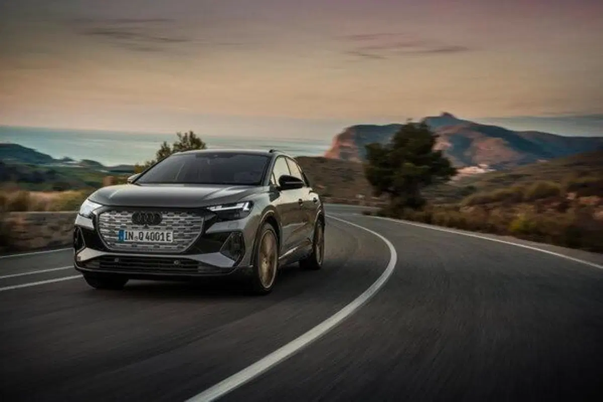 Audi Q4 e-tron: [Scheda e Prezzo] (12)