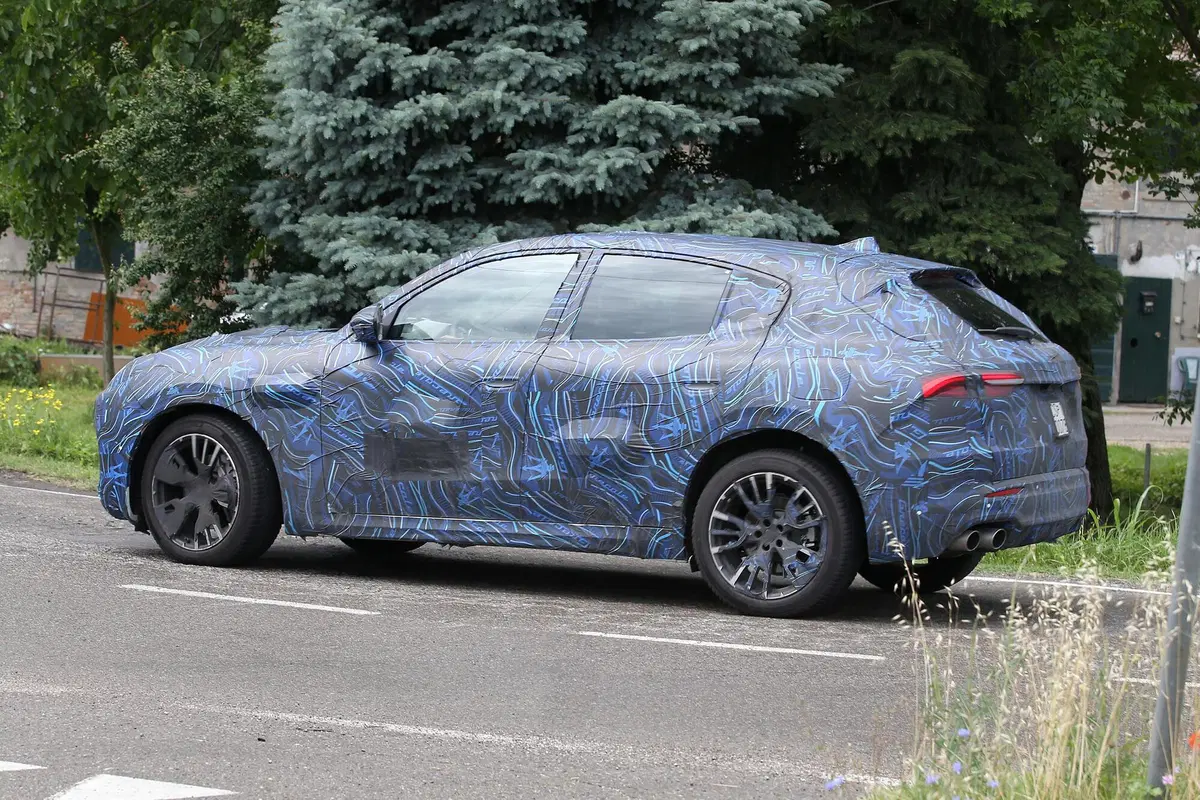 Maserati Grecale, le foto spia del SUV del Tridente  (8)