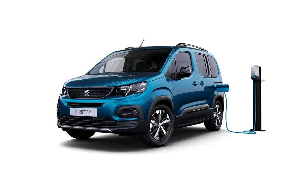 Peugeot e-Rifter motore elettrico 136 CV 50kWh Allure Standard (6)