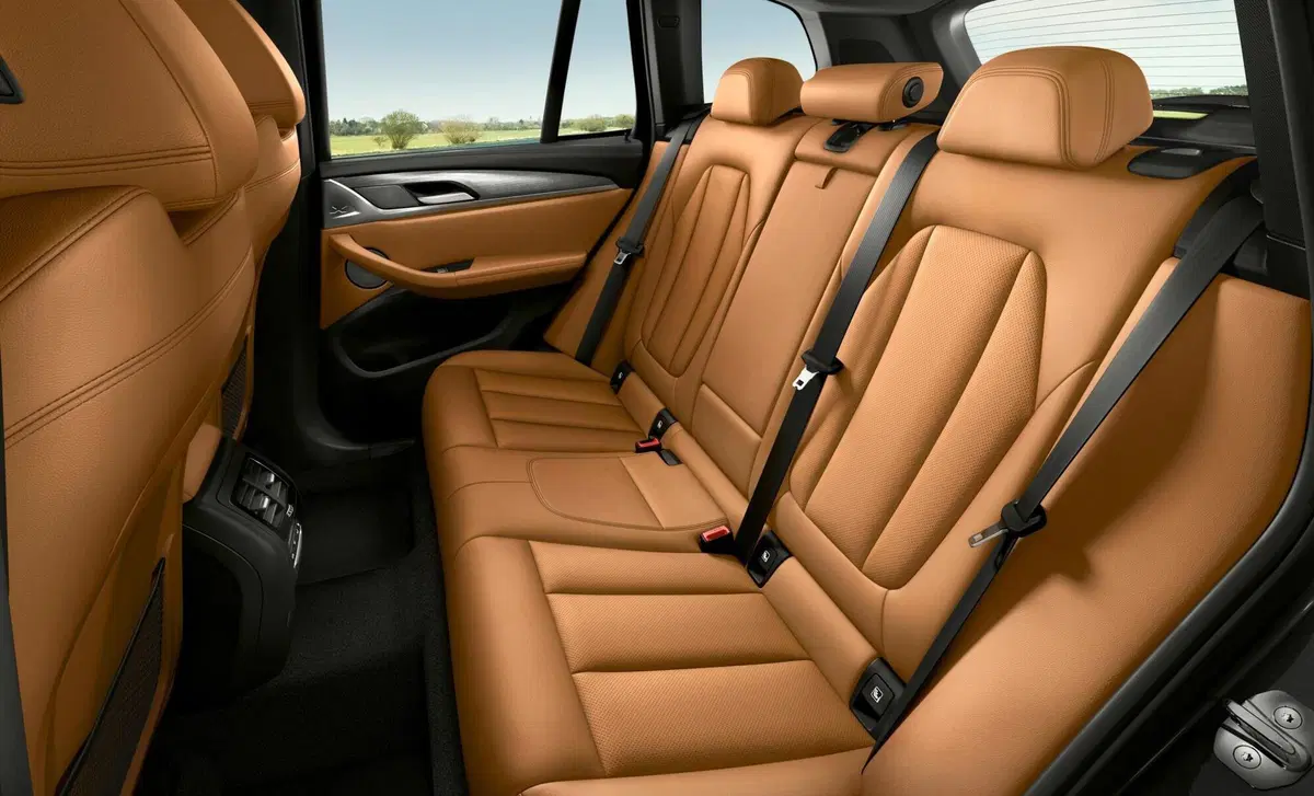 BMW X3 xDrive30d 249CV Luxury (13)