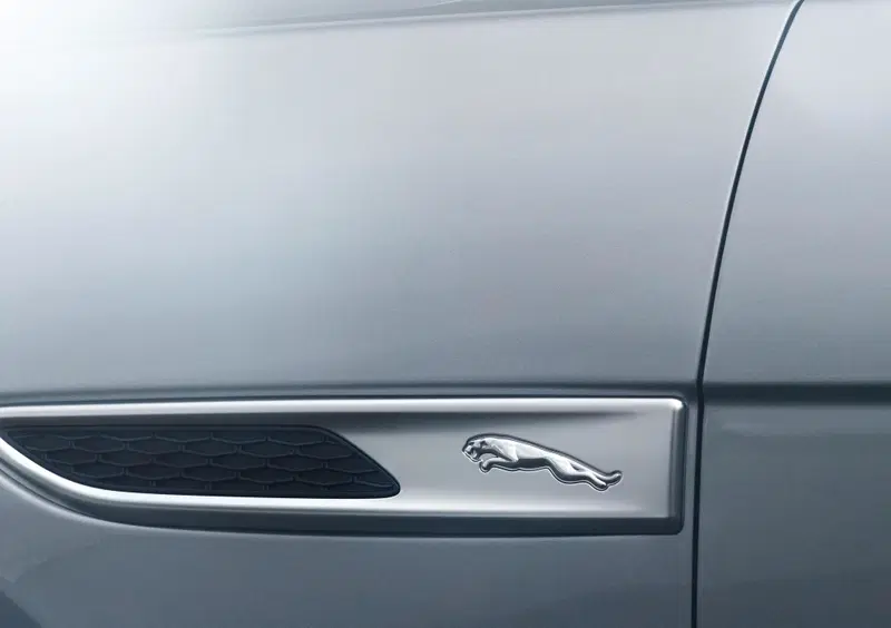 Jaguar F-Pace (22)