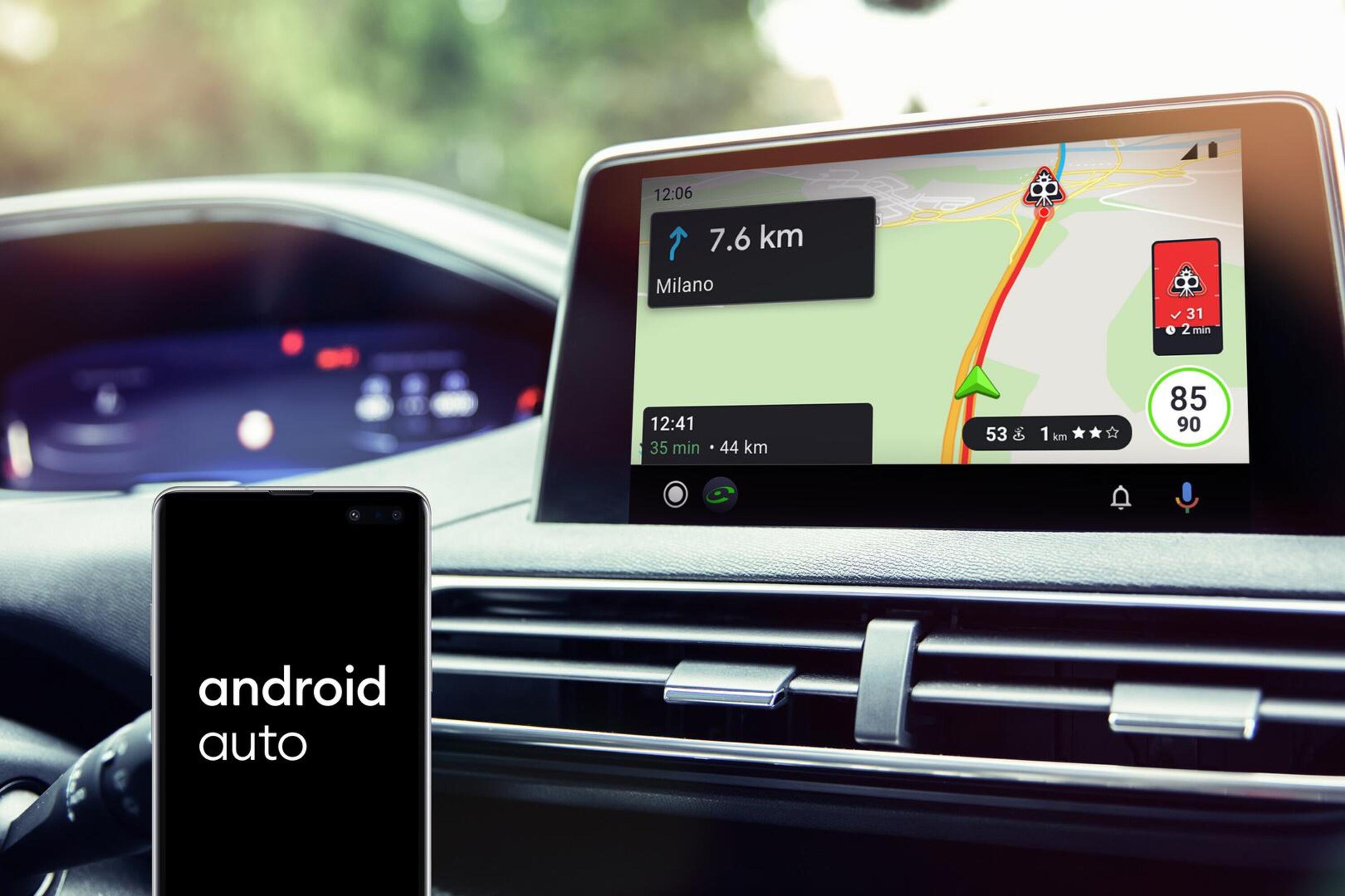 Dopo CarPlay Coyote &egrave; anche su Android Auto: il segnalatore professionale sempre pronto nel display principale