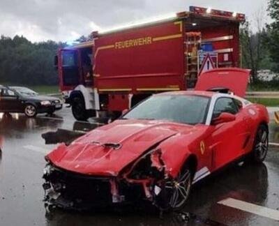 Ferrari 599 GTB 60F1 Alonso Edition, Ecco la foto dell&rsquo;incidente a Monaco
