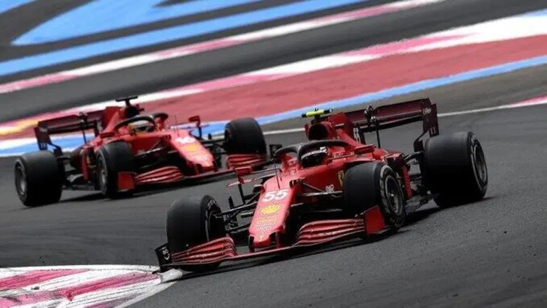 F1, Sainz e Leclerc delusi dal passo indietro della Ferrari