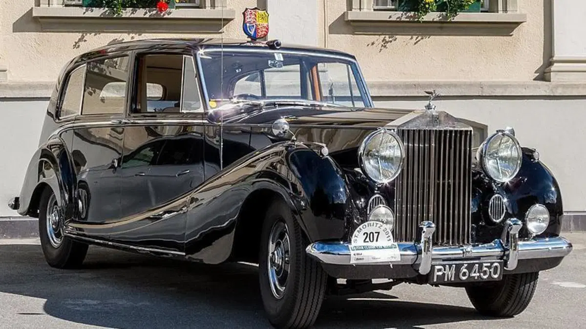 Rolls-Royce, all'asta la Phantom IV della principessa Margaret