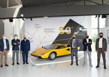 Lamborghini, Bonaccini in visita a Sant'Agata Bolognese