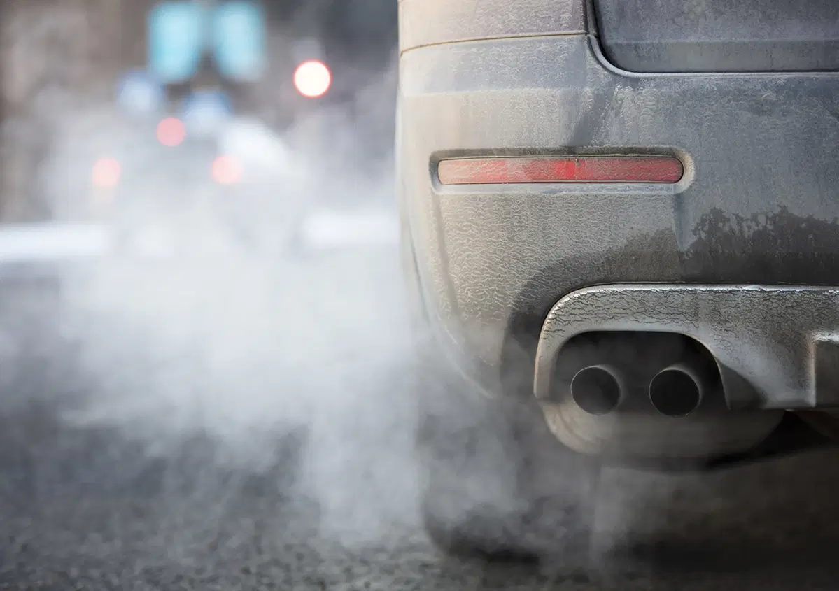 Auto diesel e benzina, 9 stati europei chiedono una data per il divieto di commercializzazione