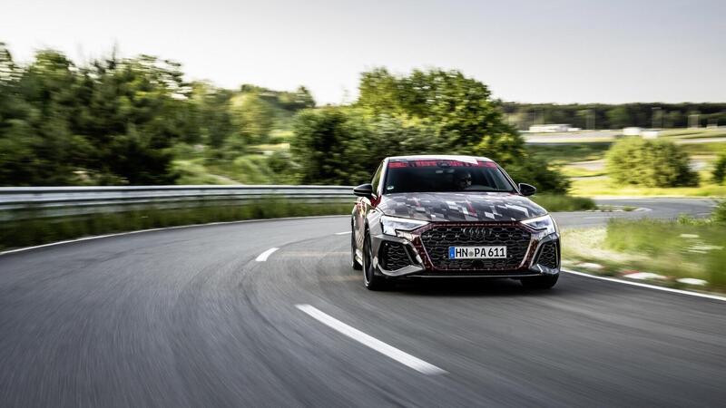 La nuova Audi RS 3 2022 porta al debutto il Torque Splitter: pi&ugrave; precisione e traversi