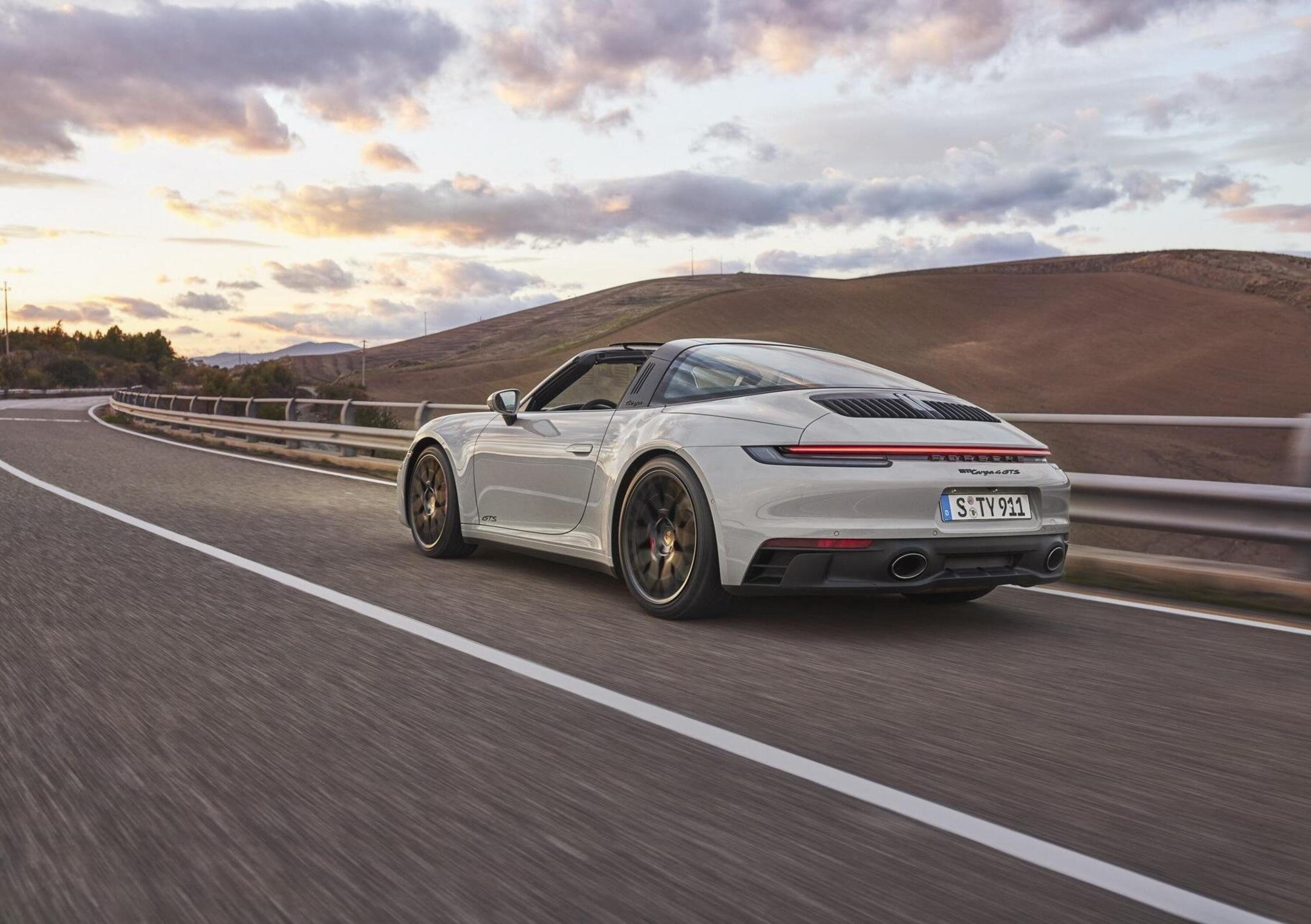 Porsche 911 GTS 2022, ecco le versioni Coup&eacute;, Cabriolet e Targa