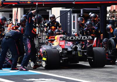 F1, l'elogio della lentezza della FIA: i pit stop dal GP di Ungheria saranno meno rapidi